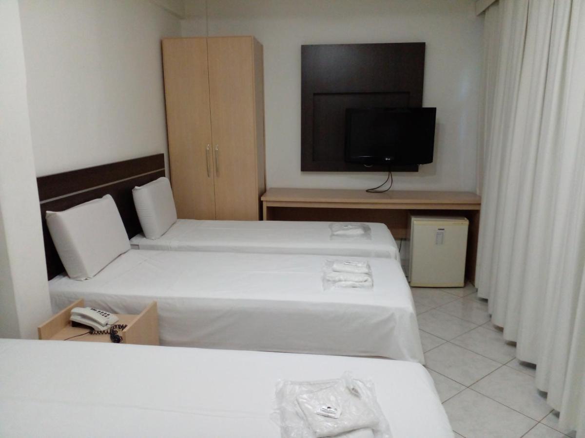 Hotel Minas Brasil Montes Claros Buitenkant foto
